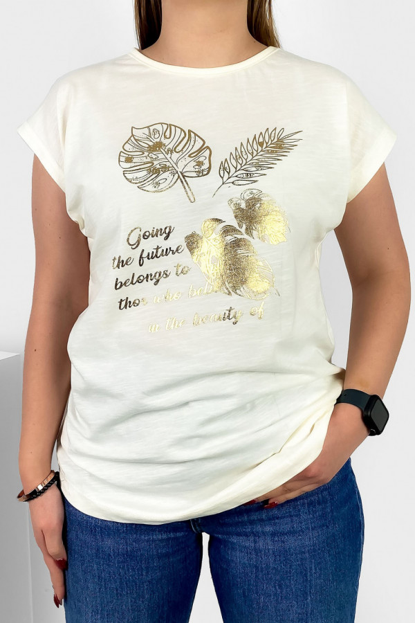 T-shirt damski nietoperz w kolorze kremowym złoty print napisy liście