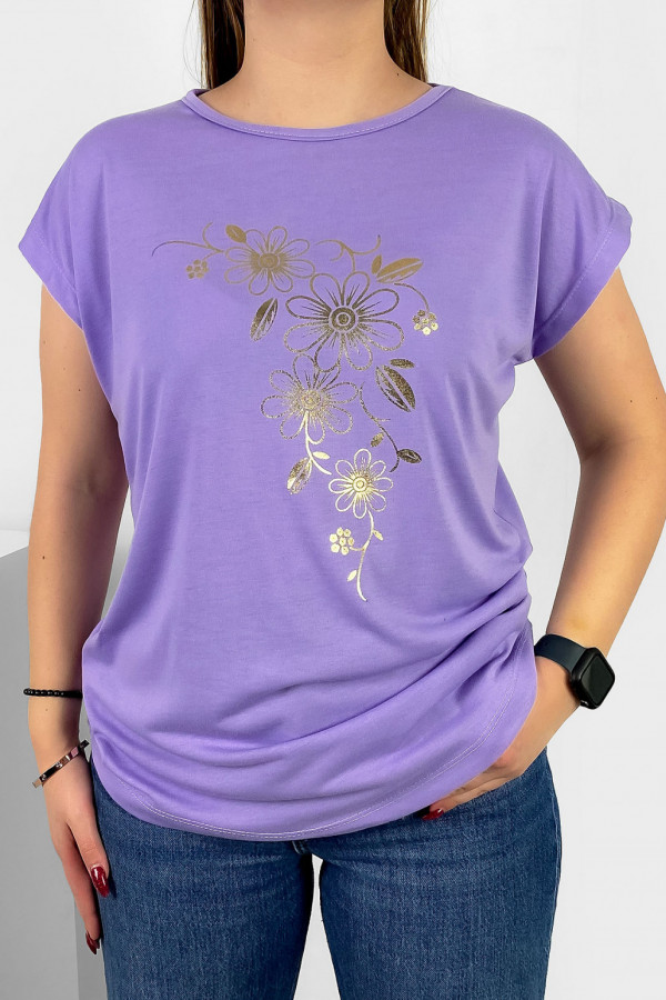 T-shirt damski nietoperz w kolorze lila fiolet złoty print kwiaty