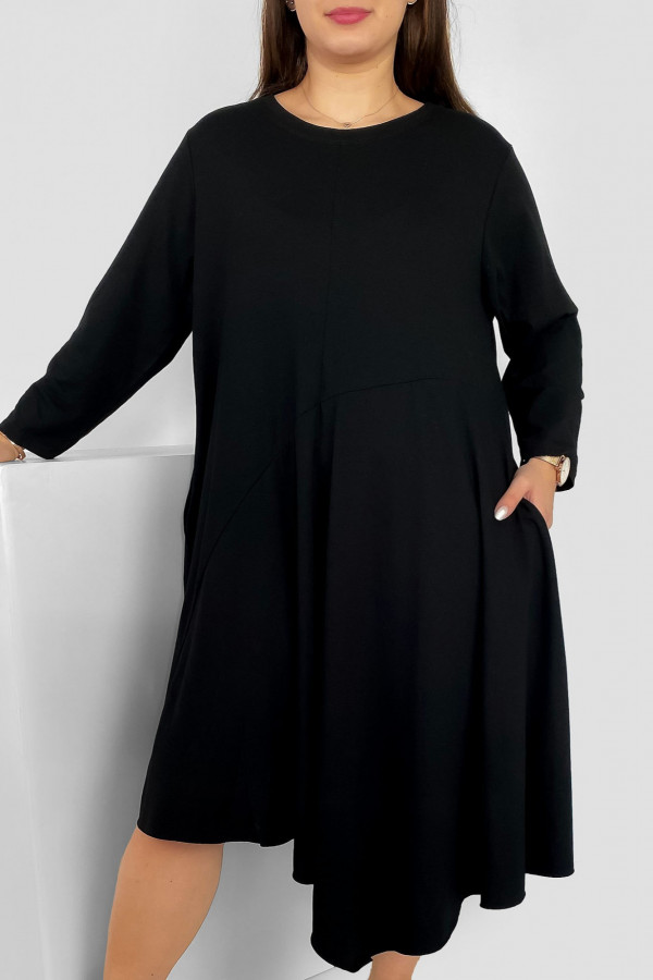 Sukienka plus size w kolorze czarnym z kieszeniami asymetryczny przód długi rękaw Shea