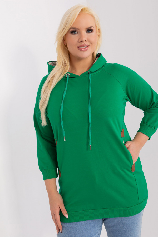 Bluza damska plus size kangurka w kolorze zielonym z kapturem Laylla 3
