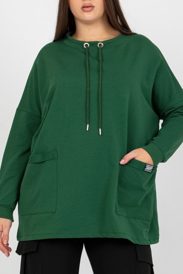 Bluza damska plus size w kolorze butelkowej zieleni naszyte kieszenie Sami