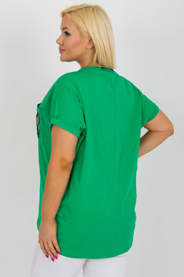 Bluzka dresowa plus size w kolorze zielonym dłuższy tył kieszeń 4
