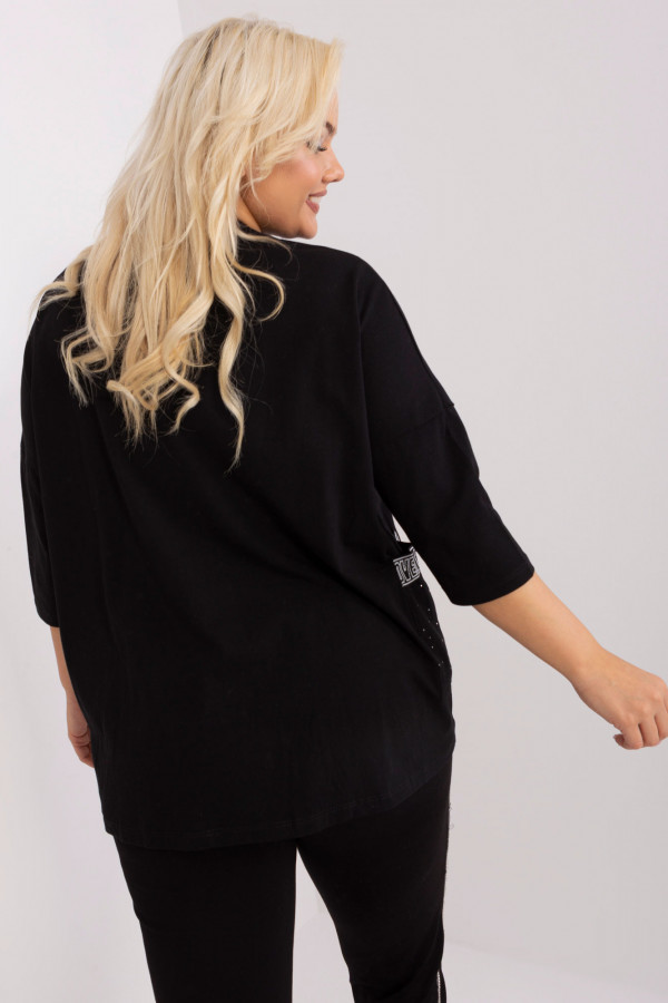 Bluzka plus size w kolorze czarnym o luźnym fasonie oversize kieszenie dżety Izetta 4