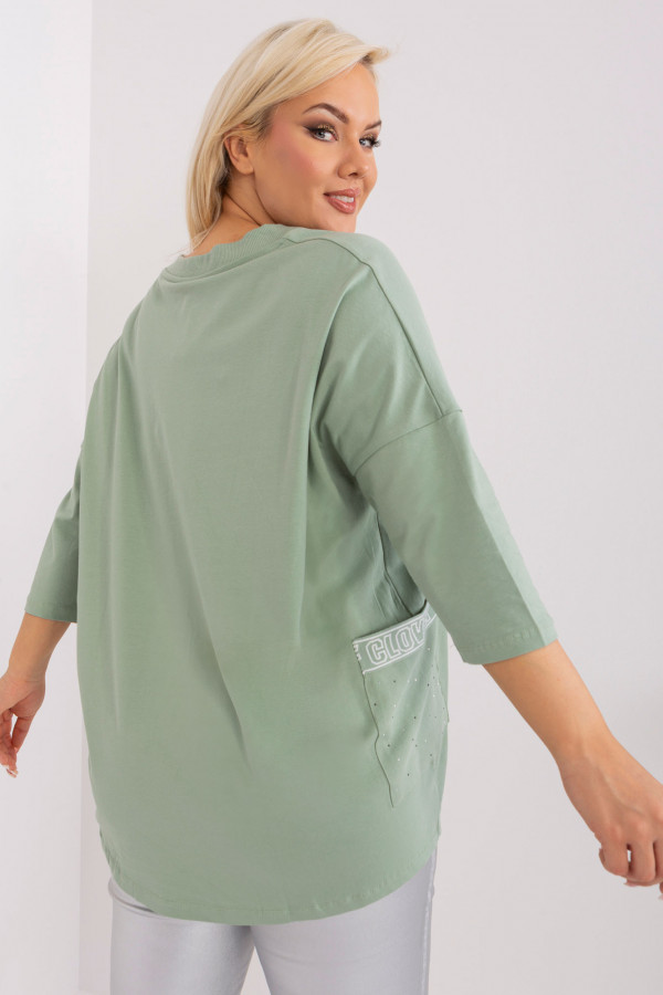 Bluzka plus size w kolorze pistacjowym o luźnym fasonie oversize kieszenie dżety Izetta 2