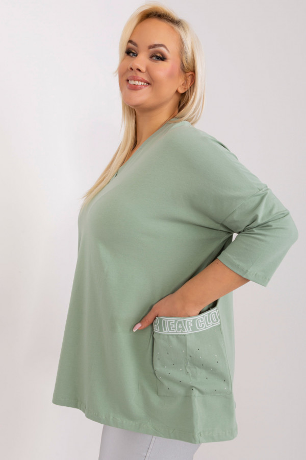 Bluzka plus size w kolorze pistacjowym o luźnym fasonie oversize kieszenie dżety Izetta 4