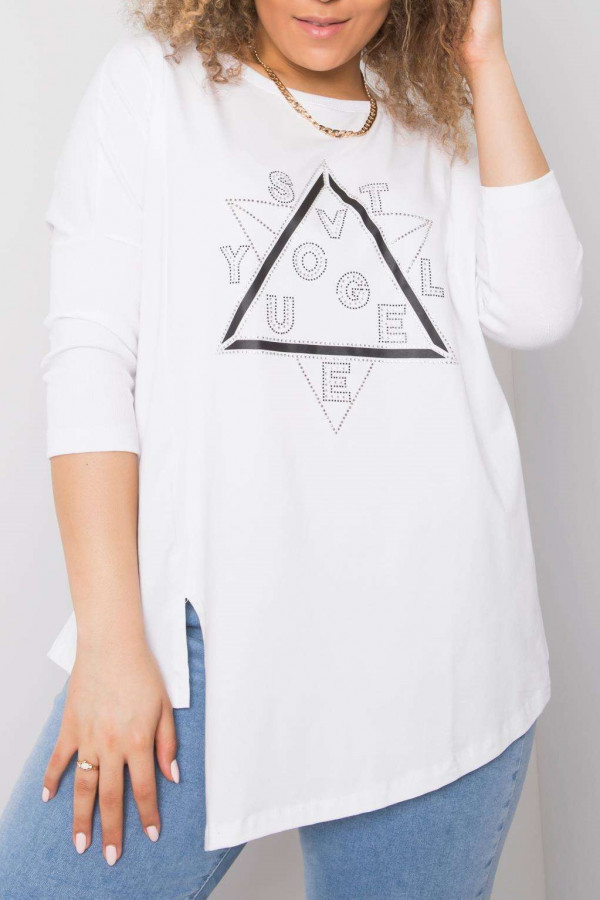 Asymetryczna bluzka plus size w kolorze białym print dżety rękaw 3/4 ze ścigaczem