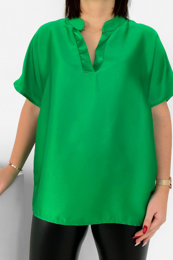 Elegancka bluzka koszulowa plus size w kolorze zielonym krótki rękaw Merin 1