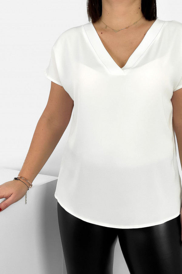 Elegancka bluzka koszulowa plus size w kolorze ecru dekolt zakładka Ezan 1