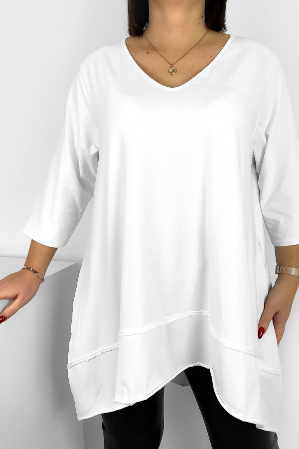 Asymetryczna tunika damska plus size w kolorze białym z kieszeniami Nela 1