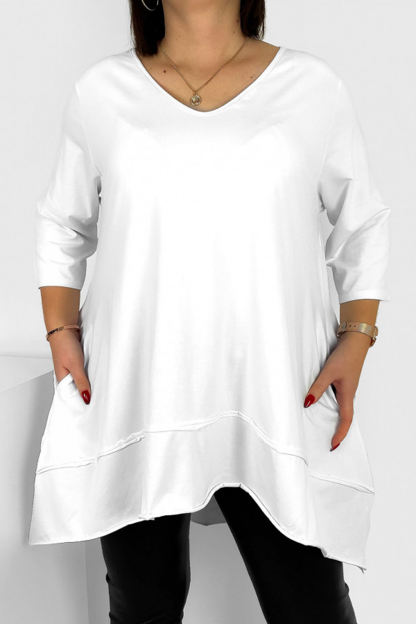 Asymetryczna tunika damska plus size w kolorze białym z kieszeniami Nela