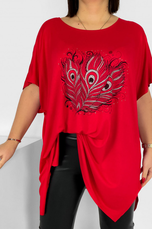 Tunika plus size luźna bluzka z wiskozy w kolorze czerwonym trzy pawie pióra 1