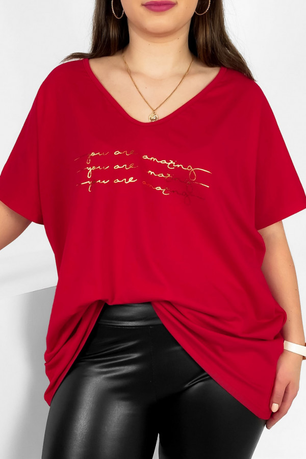 Bluzka damska T-shirt plus size w kolorze czerwonym złoty nadruk You are amazing