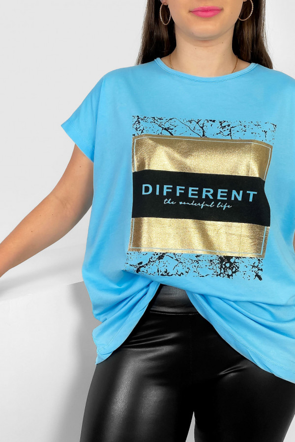 T-shirt damski plus size nietoperz w kolorze błękitnym Different Meggi 1