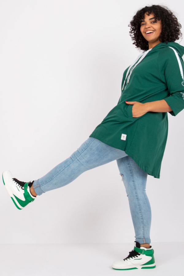 Bluza damska plus size w kolorze zielonym zamek kaptur dłuższy tył Sane 2