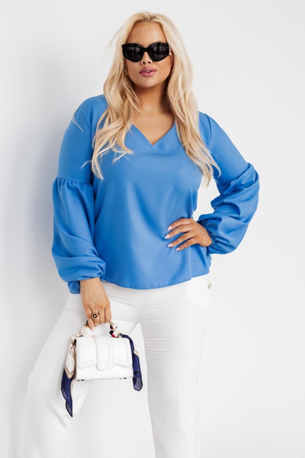 Elegancka bluzka koszulowa plus size w kolorze niebieskim dekolt V Fiona 3