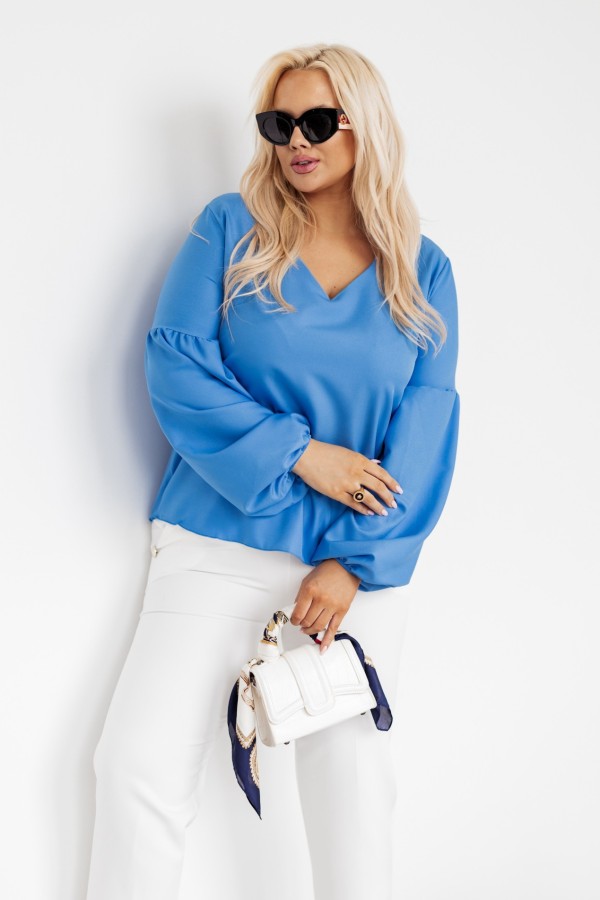 Elegancka bluzka koszulowa plus size w kolorze niebieskim dekolt V Fiona 4