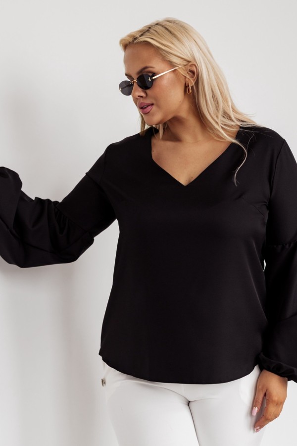 Elegancka bluzka koszulowa plus size w kolorze czarnym dekolt V Fiona 4