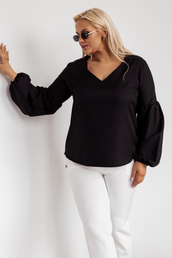 Elegancka bluzka koszulowa plus size w kolorze czarnym dekolt V Fiona 2