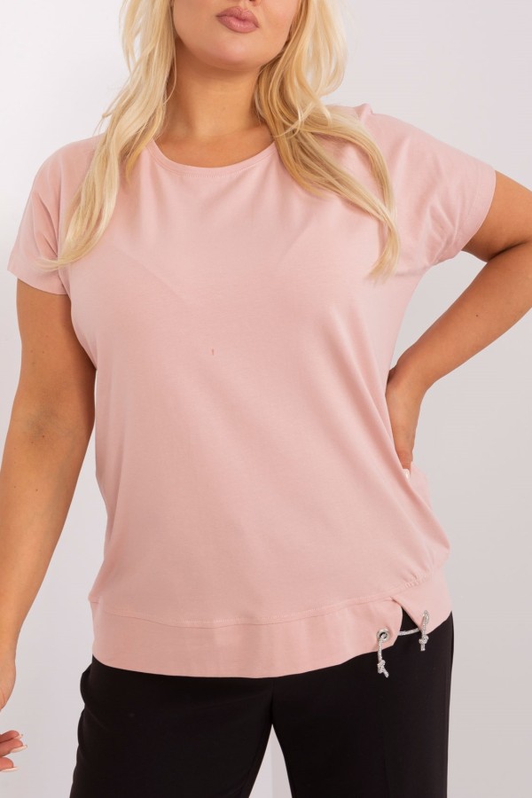 Bluzka damska plus size T-SHIRT w kolorze pudrowym rozcięcie ozdobny sznureczek Paige 6