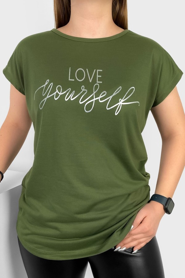 T-shirt damski nietoperz w kolorze khaki srebrny print napis Love Yourself