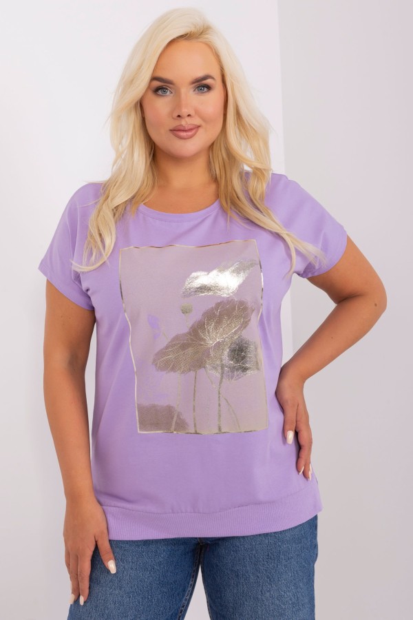 Bluzka damska T-shirt plus size w kolorze lila fiolet ze złotym printem kwiatów Adrian 1