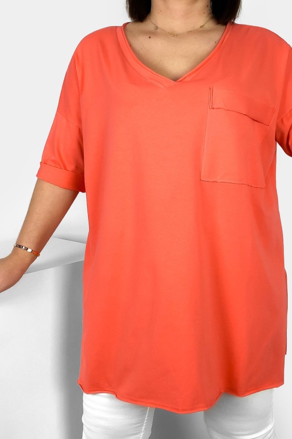 Tunika damska w kolorze brzoskwiniowym peach bluzka oversize v-neck kieszeń Polina 2