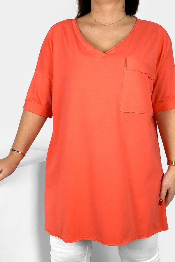 Tunika damska w kolorze brzoskwiniowym peach bluzka oversize v-neck kieszeń Polina 1