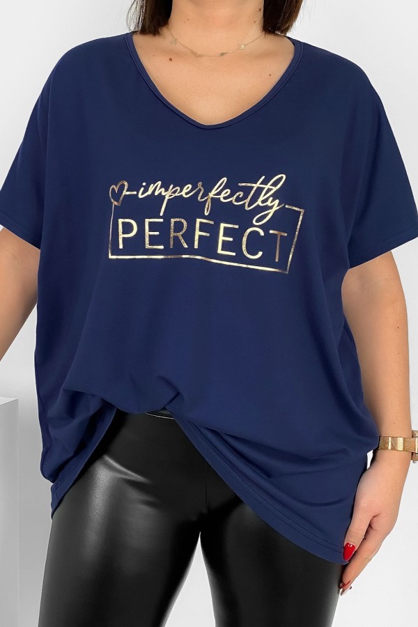 Bluzka damska T-shirt plus size w kolorze granatowym złoty napis imperfectly perfect