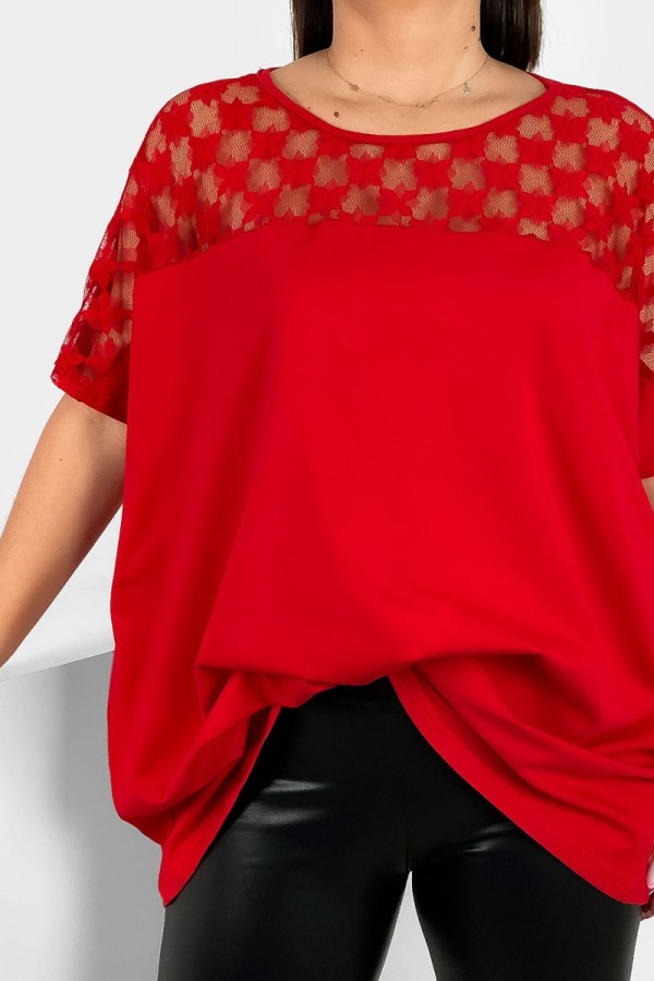 Bluzka damska plus size w kolorze czerwonym koronkowy dekolt 1