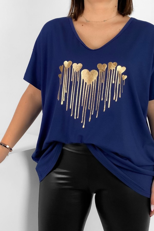 Bluzka damska T-shirt plus size w kolorze granatowym złoty nadruk roztopione serduszka 1