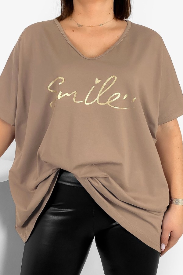 Bluzka damska T-shirt plus size w kolorze beżowym złoty napis smile