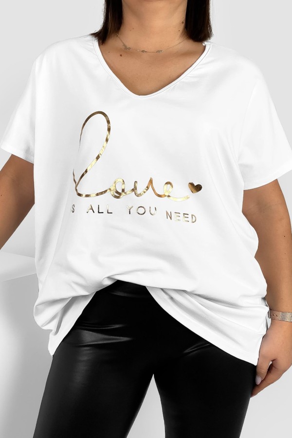 Bluzka damska T-shirt plus size w kolorze białym złote napisy Love