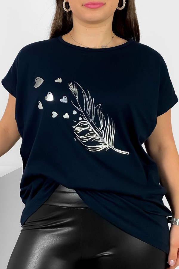 Nietoperz T-shirt damski plus size w kolorze czarnego granatu srebrny nadruk piórko Fewi