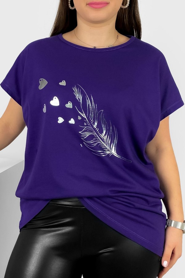 Nietoperz T-shirt damski plus size w kolorze jagodowym srebrny nadruk piórko Fewi