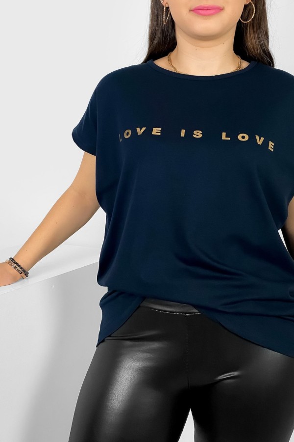Nietoperz T-shirt damski plus size w kolorze czarnego granatu złote napisy Love is love Marlon 1