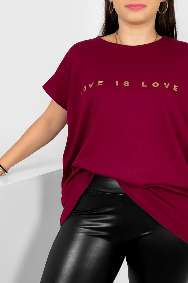 Nietoperz T-shirt damski plus size w kolorze bordowym złote napisy Love is love Marlon 1