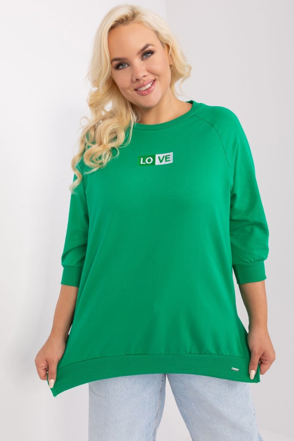 Bluza damska plus size w kolorze zielonym dłuższy tył rozcięcia rękaw 3/4 LOVE 1