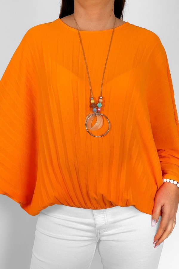Mega oversize plisowana bluzka z gumką pomarańczowa z naszyjnikiem Iruna