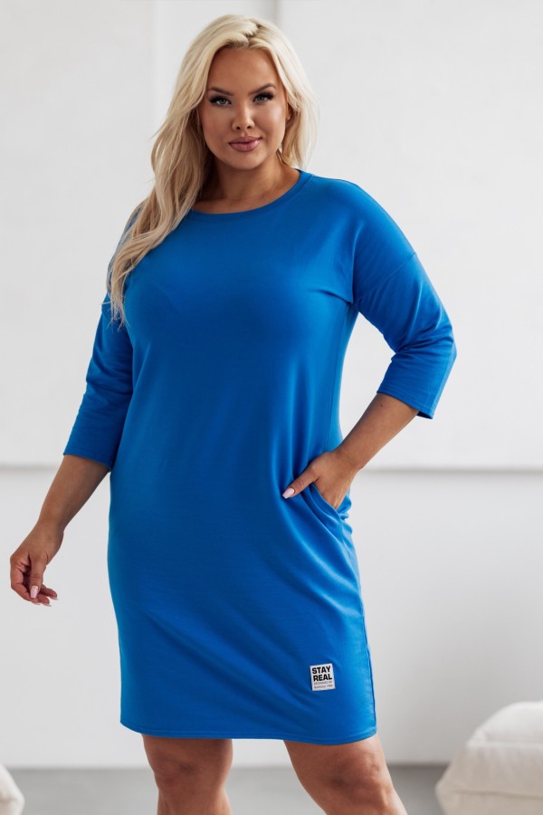 Sukienka dresowa plus size w kolorze niebieskim z kieszeniami rękaw 3/4 basic Simple 4
