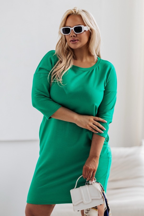 Sukienka dresowa plus size w kolorze zielonym z kieszeniami rękaw 3/4 basic Simple