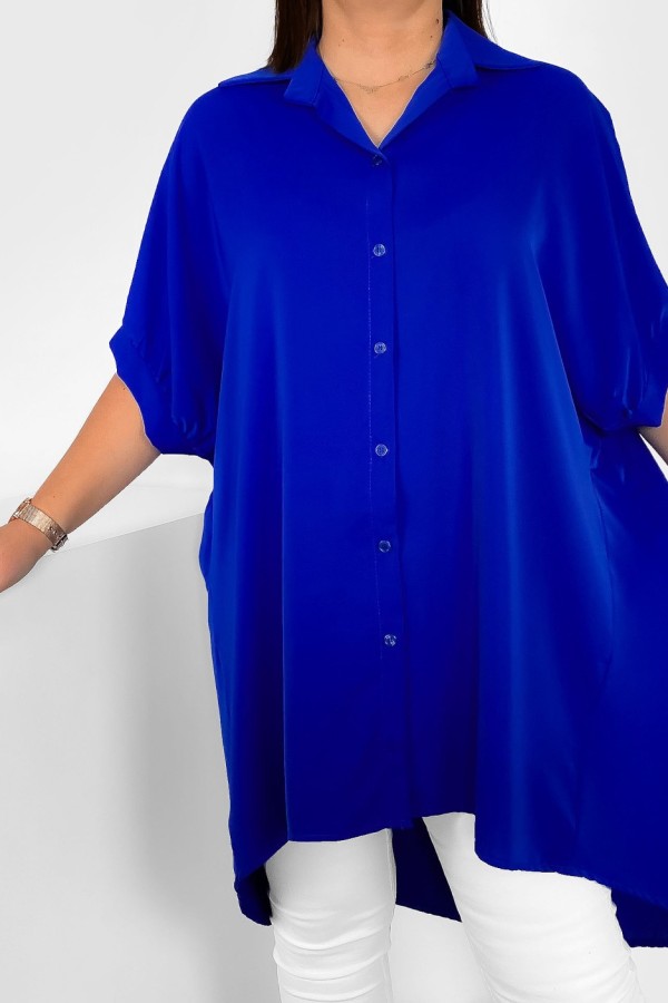 Koszula tunika plus size w kolorze kobaltowym oversize dłuższy tył guziki LEONA 2