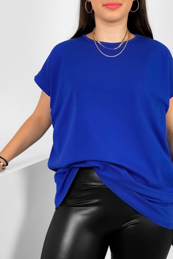 Nietoperz gładki T-shirt damski plus size w kolorze chabrowym Bessy 1