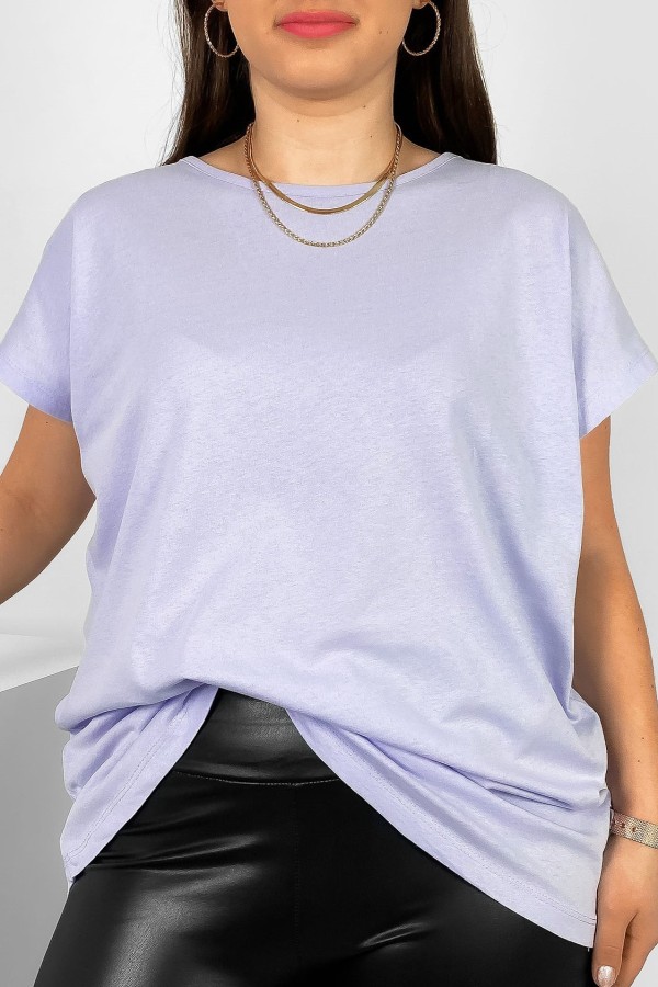 Nietoperz gładki T-shirt damski plus size w kolorze jasnego bzu Bessy 2