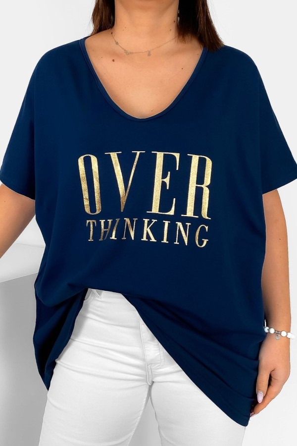 Bluzka damska plus size w kolorze granatowym złote napisy Overthinking