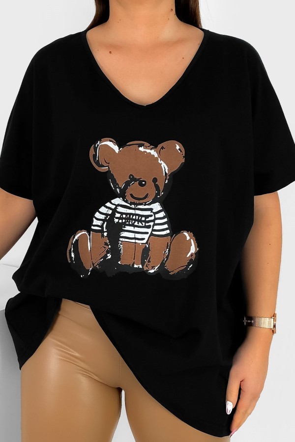 Bluzka damska T-shirt plus size w kolorze czarnym nadruk miś teddy 2