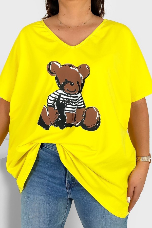 Bluzka damska plus size w kolorze żółtym nadruk miś teddy