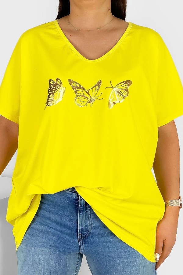 Bluzka damska T-shirt plus size w kolorze żółtym złoty nadruk motylki