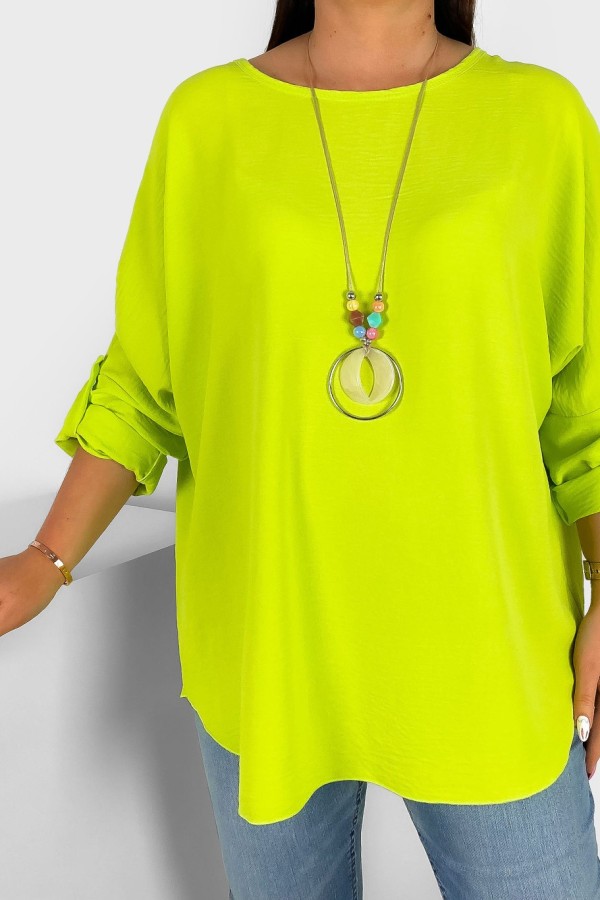 Duża koszula bluzka w kolorze limonkowym oversize podpinany rękaw z naszyjnikiem Anne 2