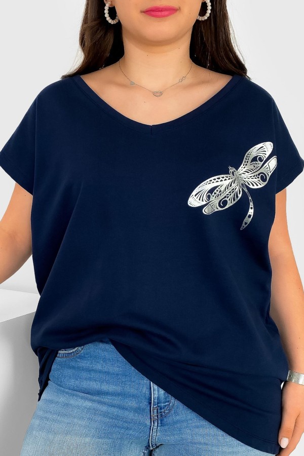 T-shirt damski plus size nietoperz dekolt w serek V-neck granatowy ważka dragonfly