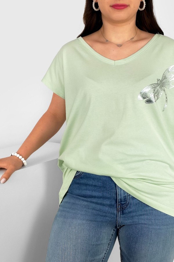 T-shirt damski plus size nietoperz dekolt w serek V-neck seledynowy ważka dragonfly 1